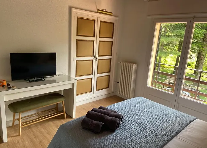 Els Avets De La Muga Bed & Breakfast
