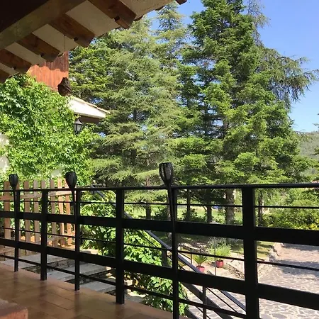 Els Avets De La Muga Bed and breakfast