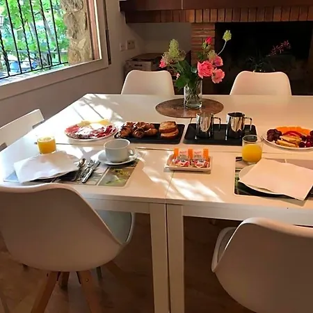 Alojamento de Acomodação e Pequeno-almoço Els Avets De La Muga Sant Llorenc de la Muga
